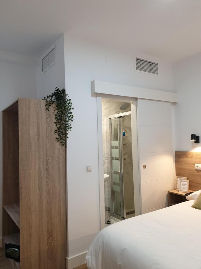Norte Oviedo Rooms Madrid Eksteriør billede