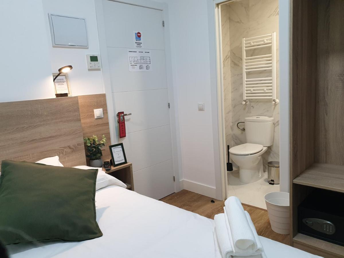 Norte Oviedo Rooms Madrid Eksteriør billede
