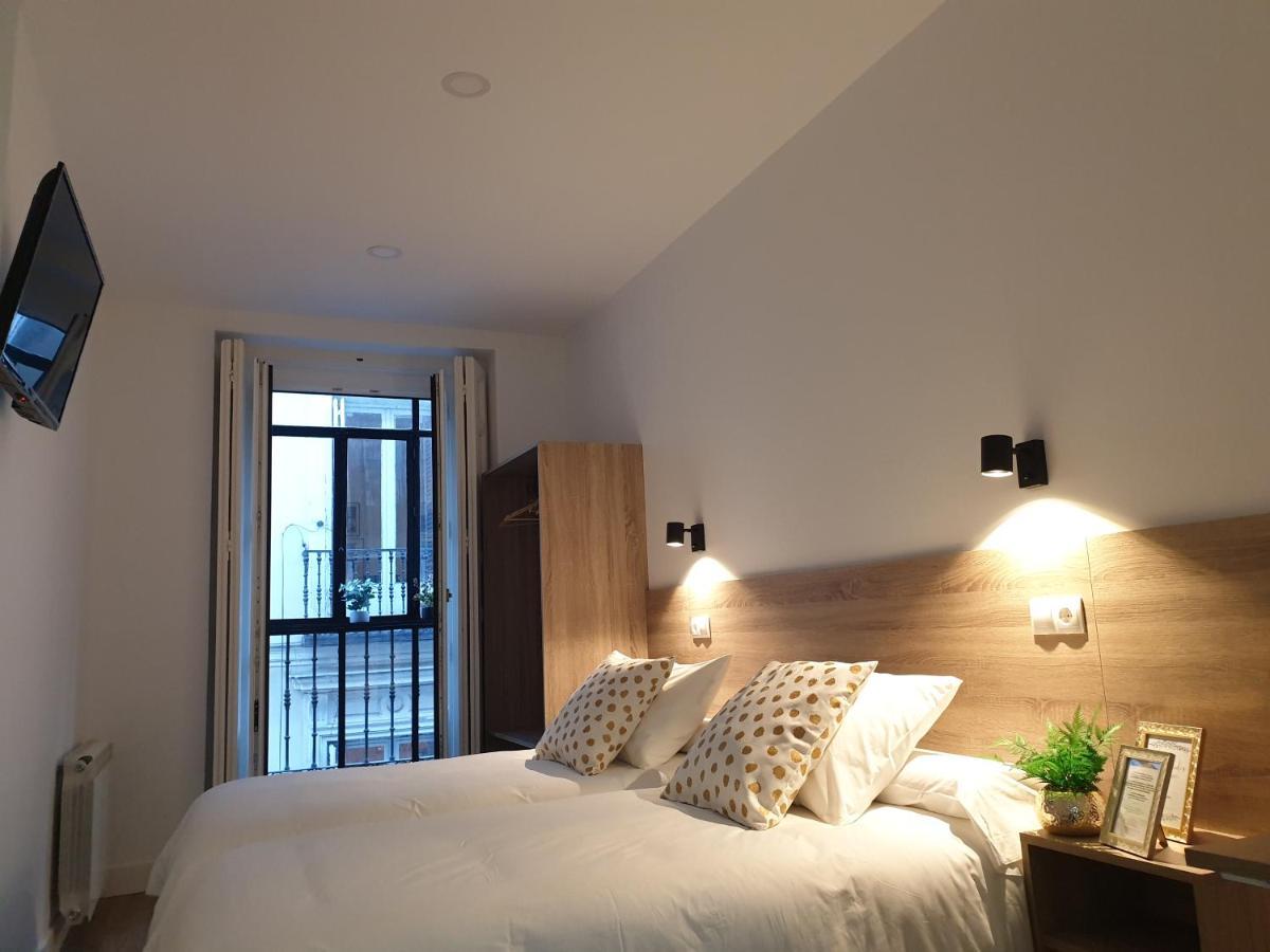 Norte Oviedo Rooms Madrid Eksteriør billede